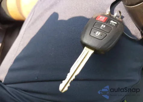 2014 Toyota Corolla S Plus z USA, uszkodzony, nr VIN 2T1BURHE7EC074708